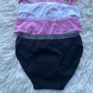 Set of 5 girls Underwear in Black, Pink, and White size 12 New